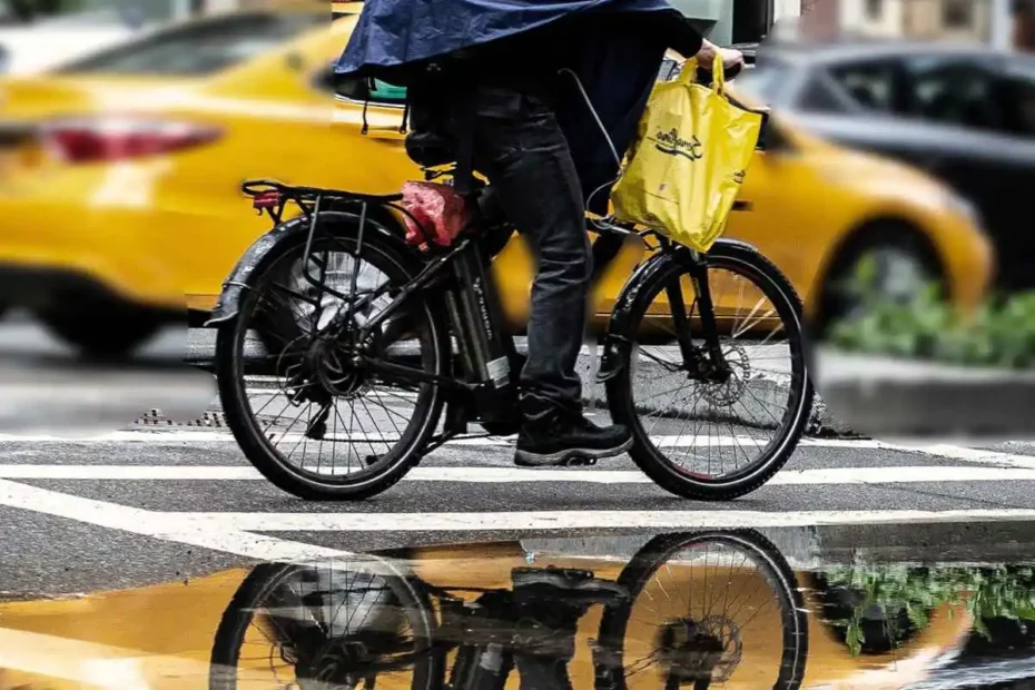 bicicleta-elétrica-pode-andar-na-chuva